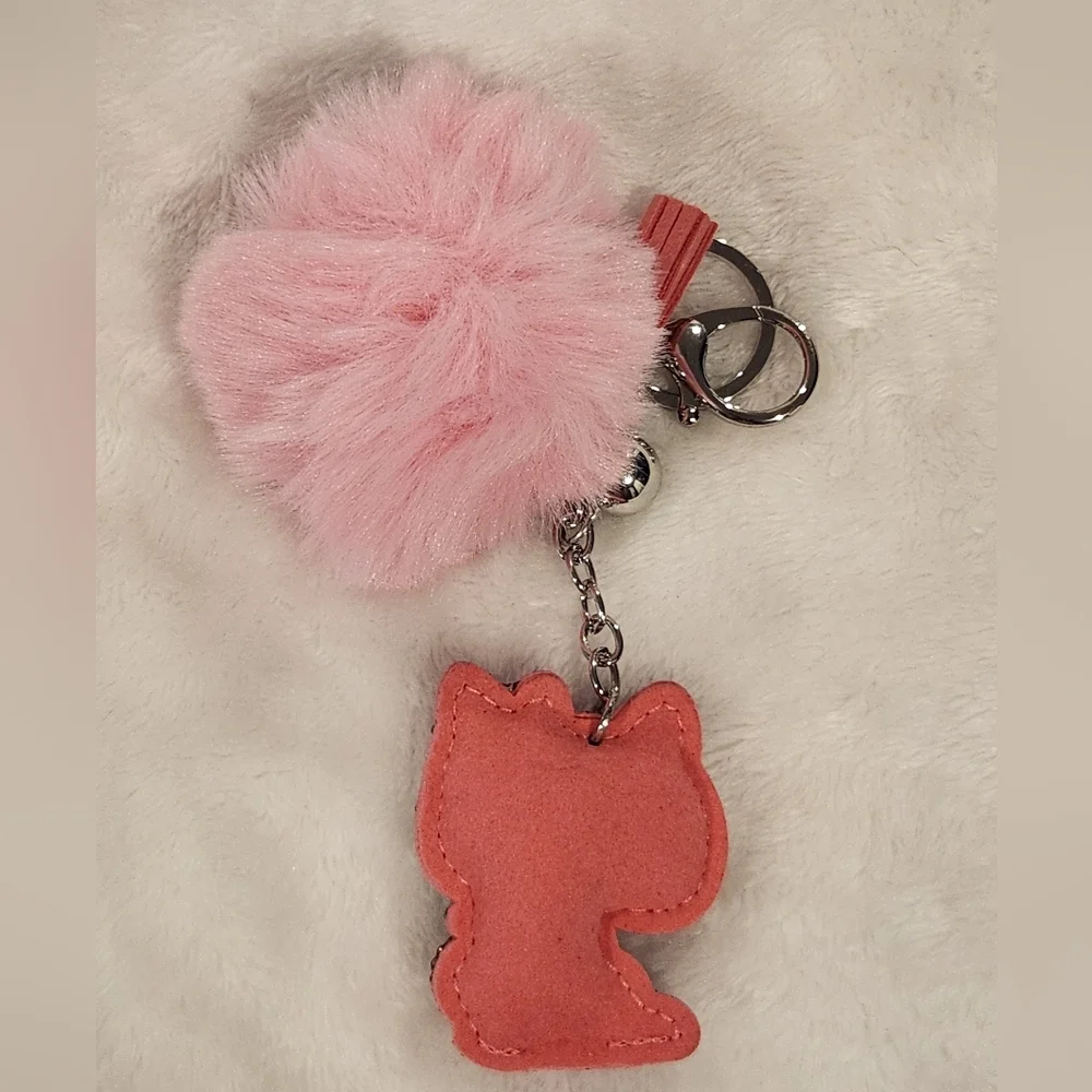 Hello Kitty Pink Keychain With Pom Pom Bag Charm - Picture 3 of 3